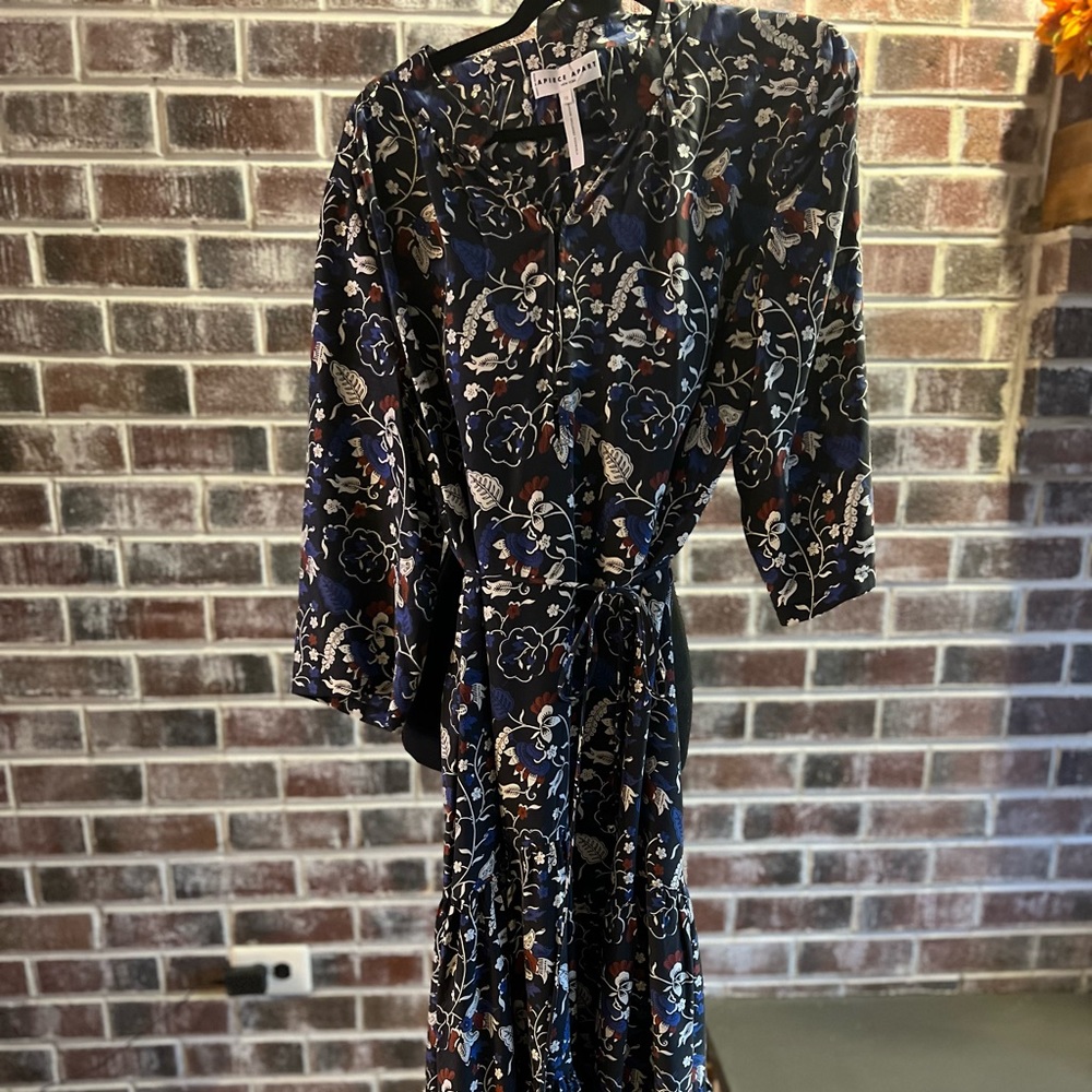 Apiece a part size 12 navy floral silk blend dress.